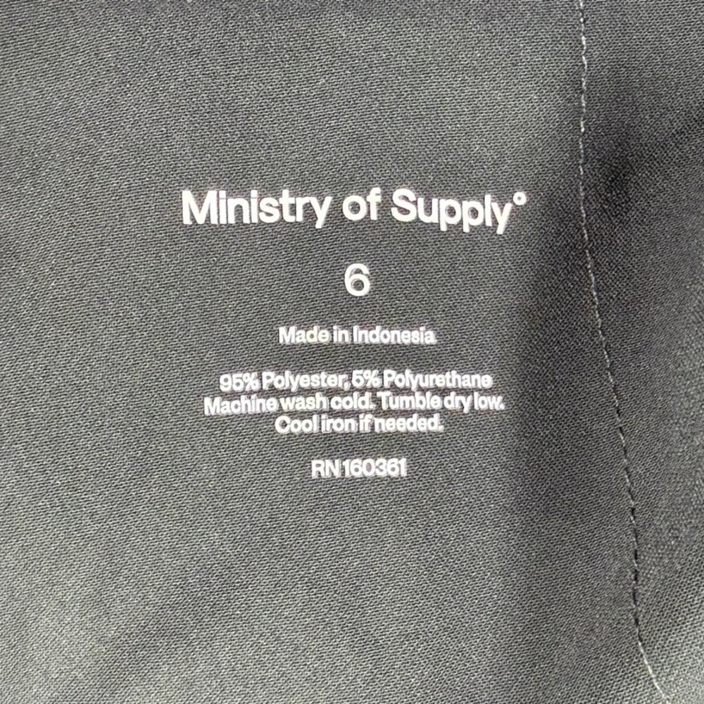 Ministry of Supply Kinetic Tapered Pants Womens 6 Black Pleated Stretch Trousers - Picture 4 of 9